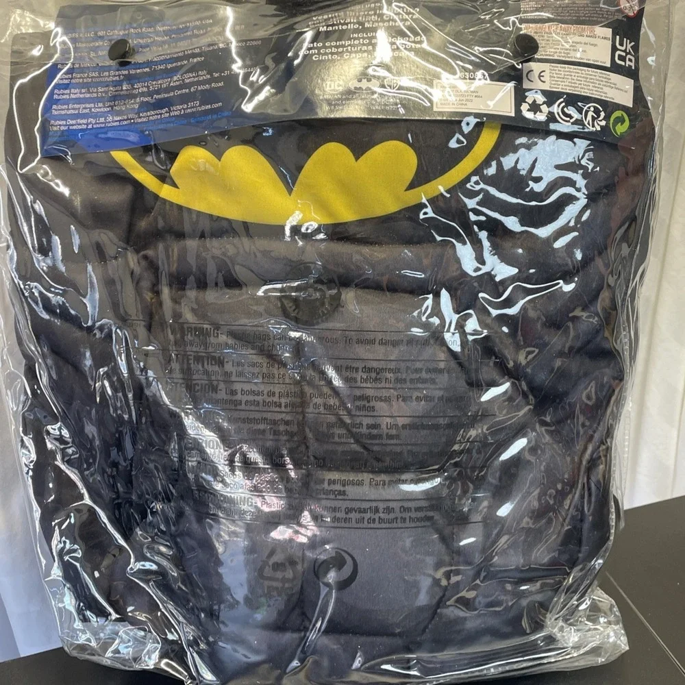 New‎ DC Comic Batman Deluxe Costume Kids L 12-14 Padded Jumpsuit Belt Cape Mask